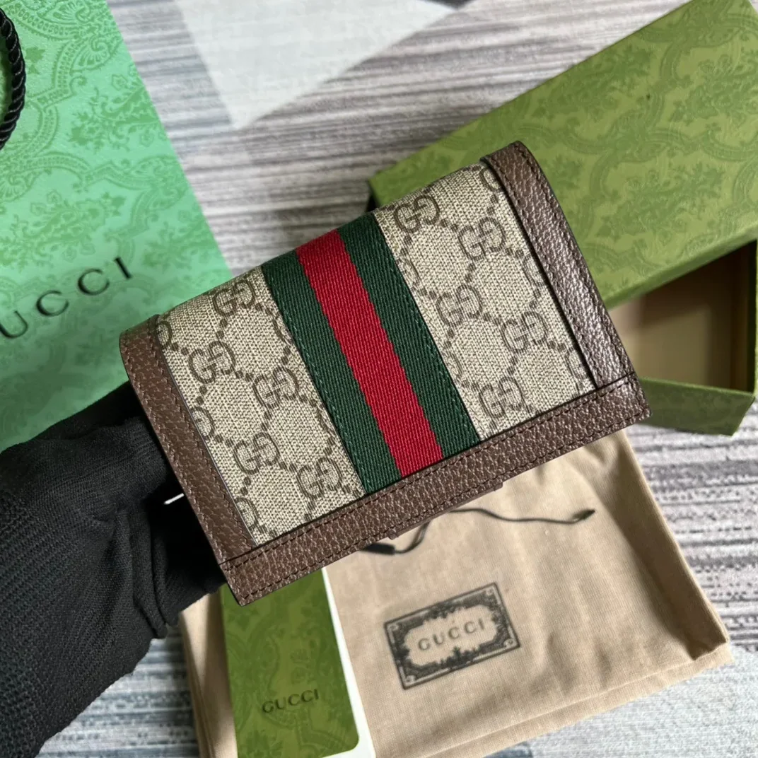Gucci Ophidia GG Passport Case Supreme Canvas Beige /