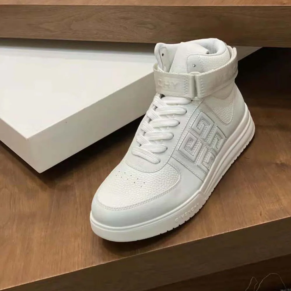 Givenchy G4 High Top Sneakers in Leather for Men in White