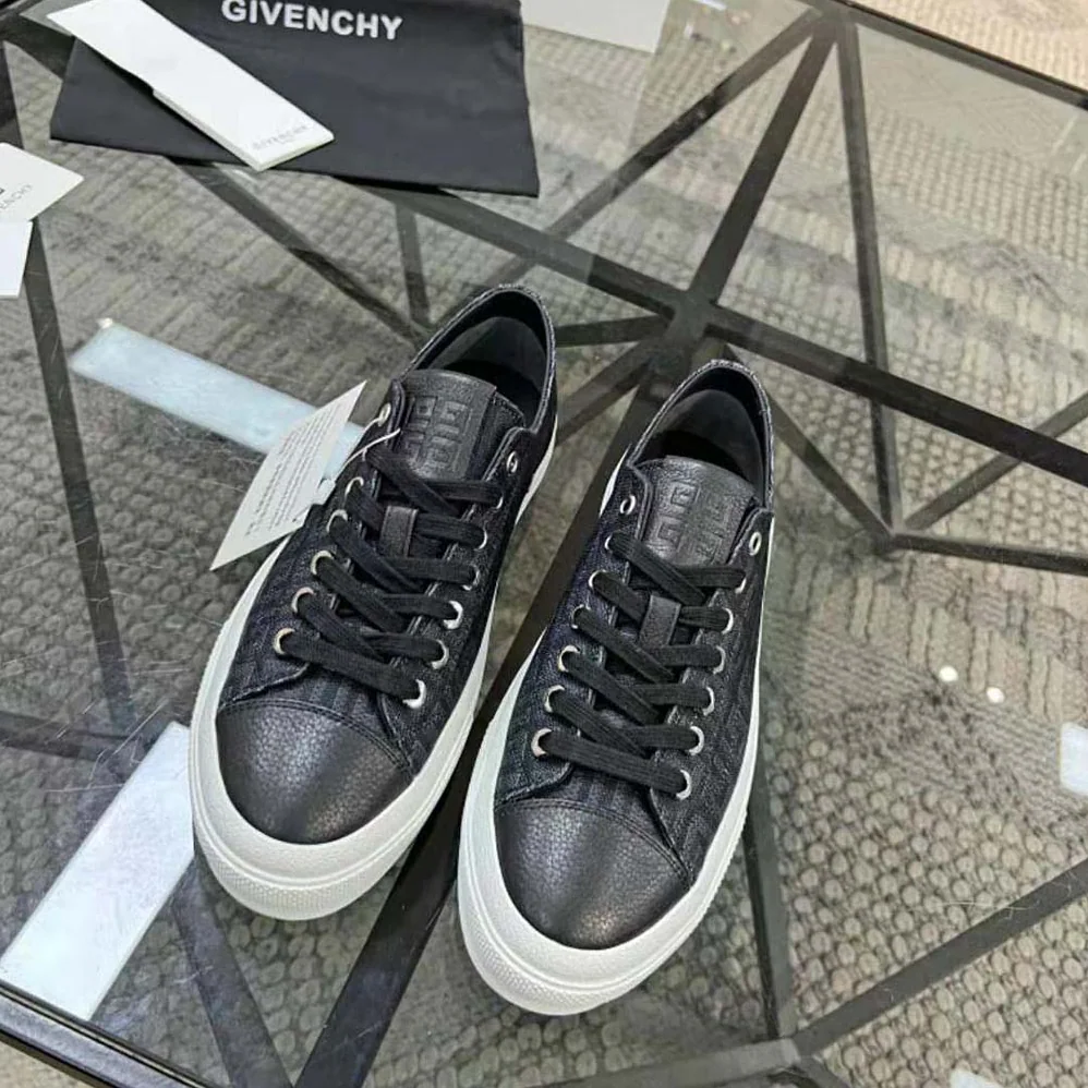 Givenchy Sneakers City in 4G Embroidered Canvas for Unisex in Black