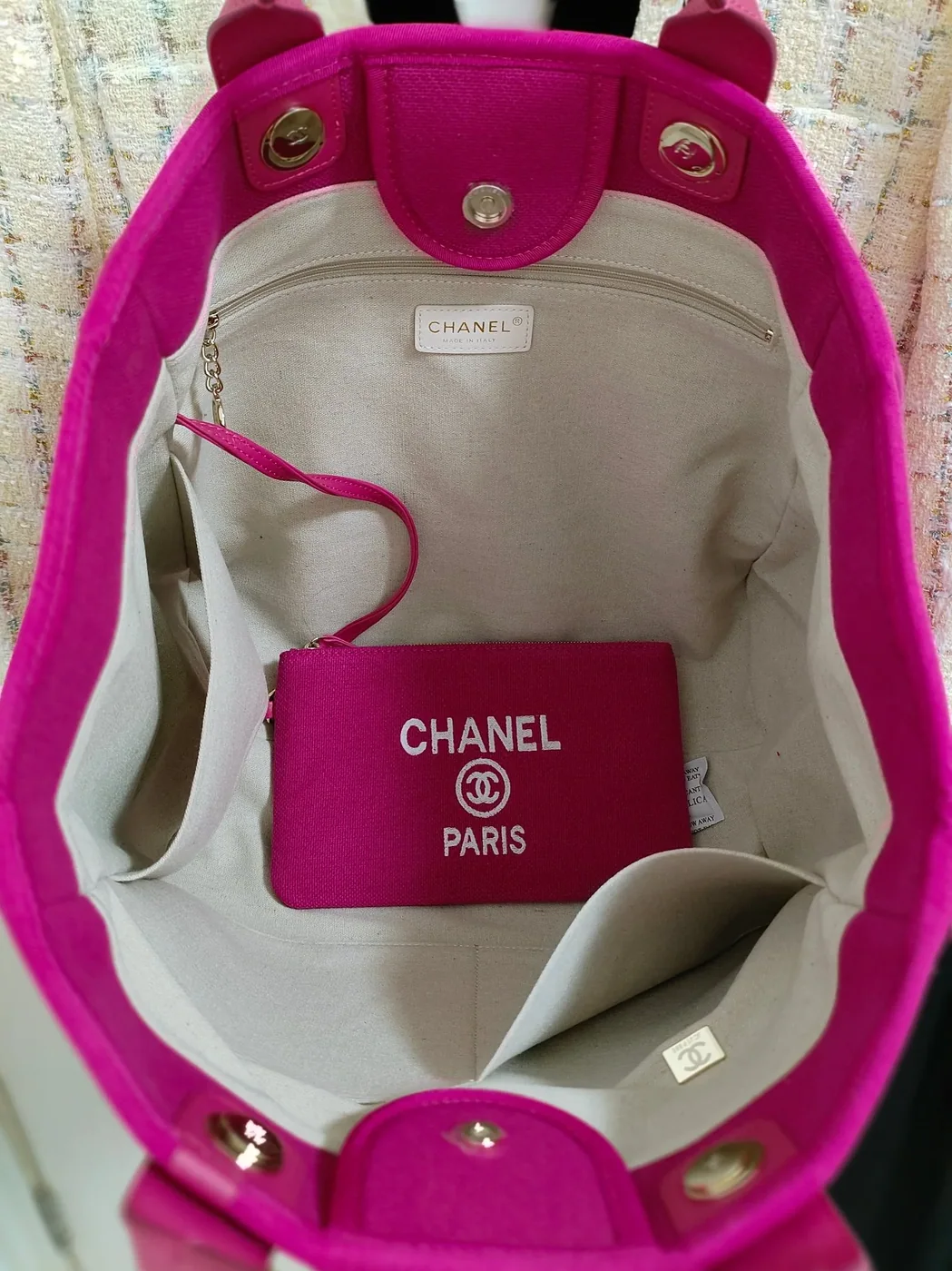 Chanel Deauville Tote Bag Pouch Pink / Chanel Deauville Tote Bag Pouch Pink /