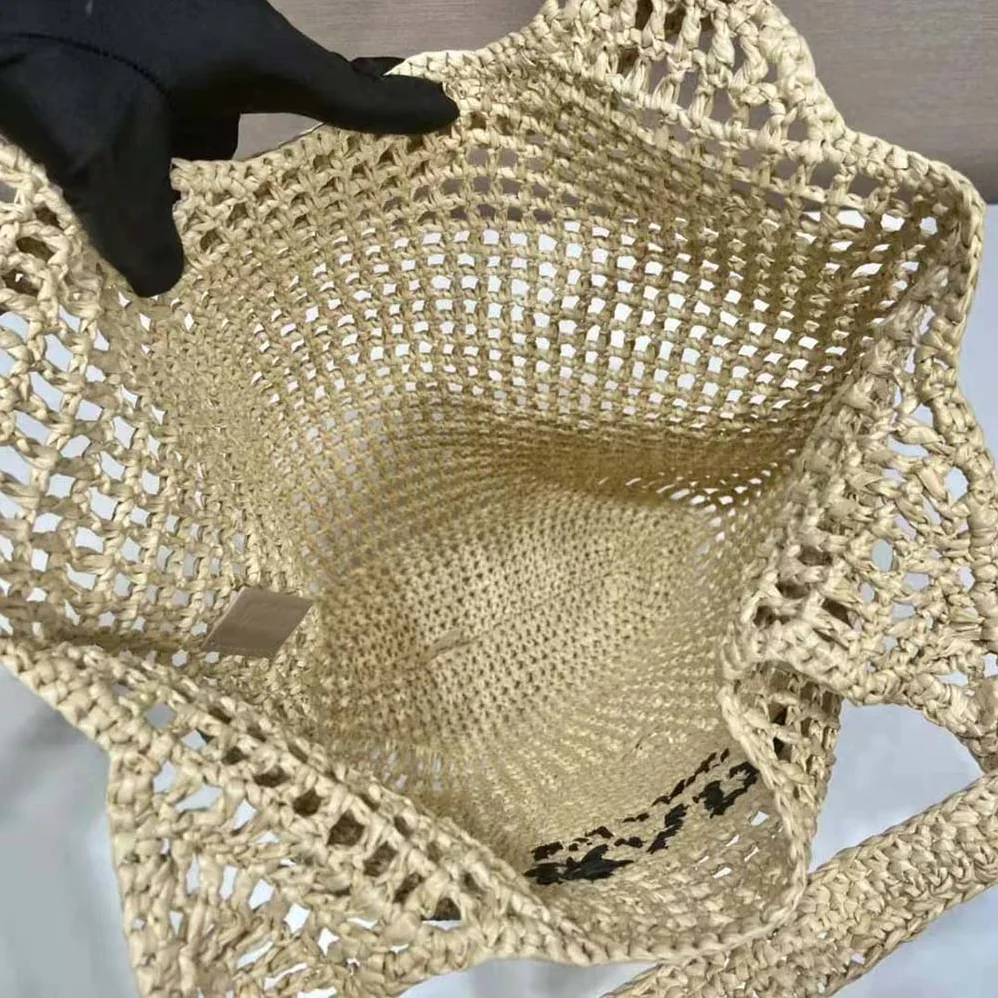 Prada Raffia Tote Bag with a Soft for Women in Natural Prada Raffia Tote Bag with a Soft for Women in Natural