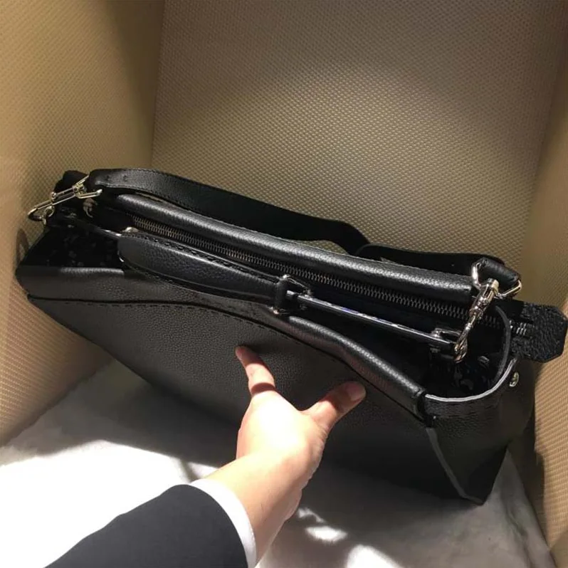 Fendi Peekaboo Selleria Handle Bag in Leather for Unisex in Black