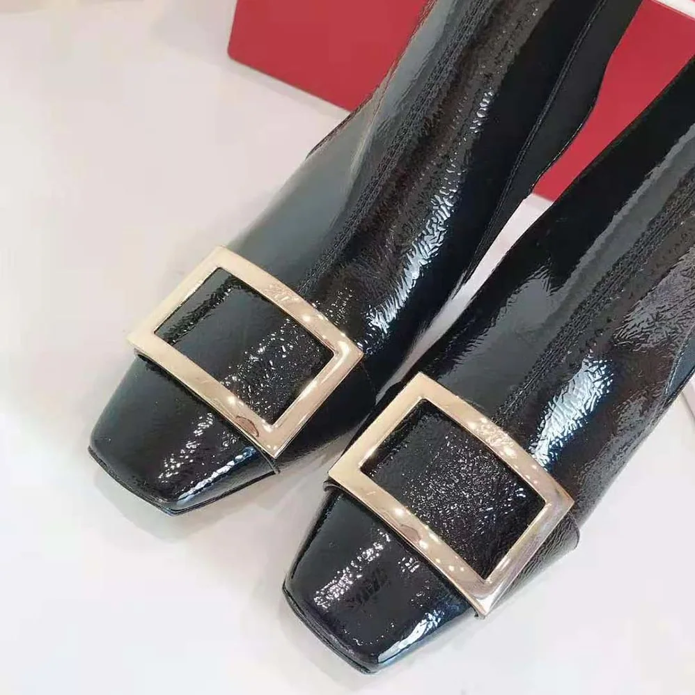 Roger Vivier Trompette Chelsea Boots in 6.5 cm Heel for Women