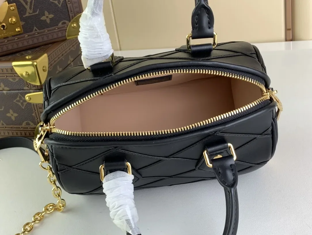 Louis Vuitton Speedy Bandouliere 25 Top Handle Bag in Black Gold Hardware