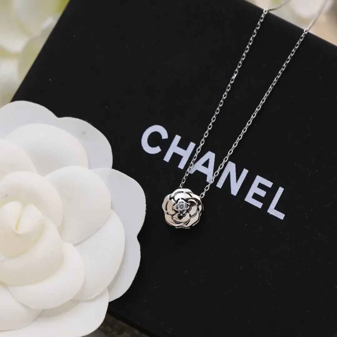 Chanel Extrait De Camélia Necklace Silver Tone