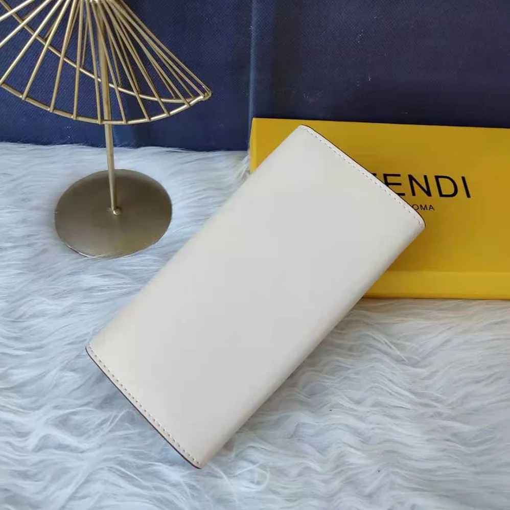 Fendi Continental White Leather Wallet Fastened with a Snap Button for Women