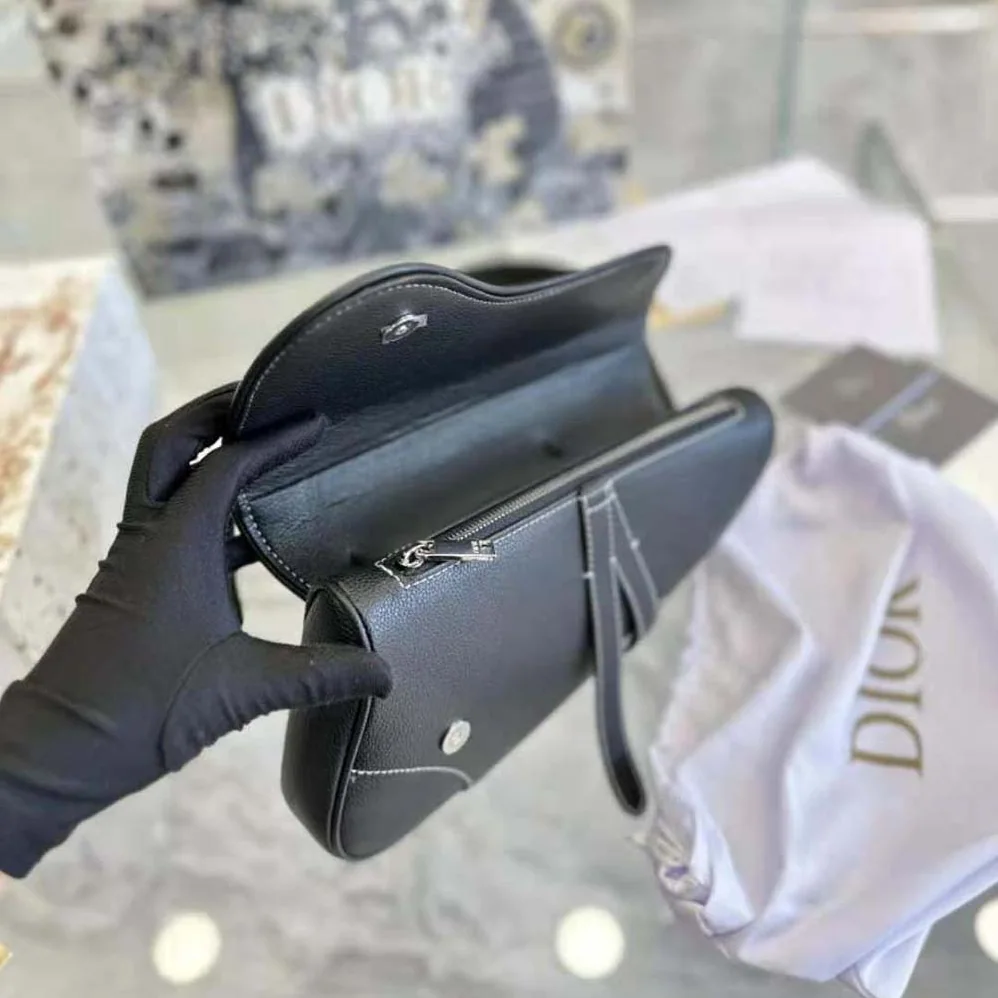 Dior Maxi Saddle Bag Black Grained Calfskin for Men Dior Maxi Saddle Bag Black Grained Calfskin for Men