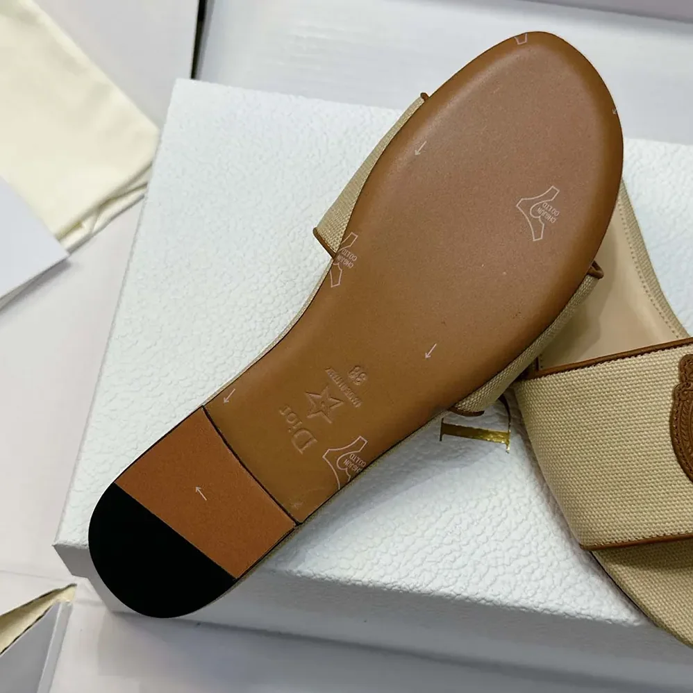 Dior Dioriviera Dior Médaillon Slide Natural Embroidered Cotton and Cognac Brown Calfskin for Women Dior Dioriviera Dior Médaillon Slide Natural Embroidered Cotton and Cognac Brown Calfskin for Women