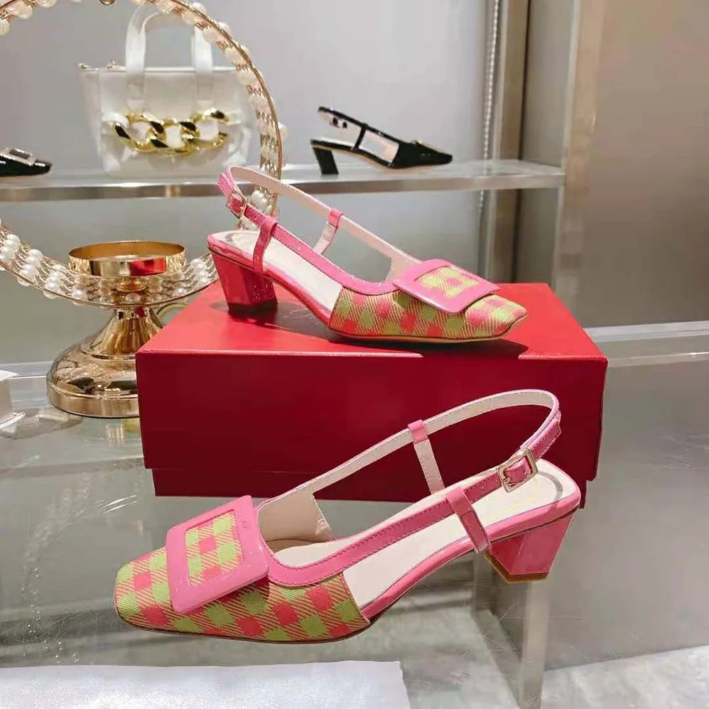 Roger Vivier Belle Vivier Lacquered Buckle Slingback Pumps in Fabric for Women in Pink Roger Vivier Belle Vivier Lacquered Buckle Slingback Pumps in Fabric for Women in Pink