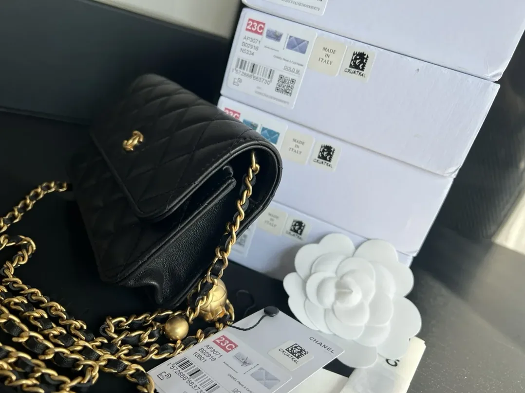 Chanel CC Wallet On Chain Bag Black /