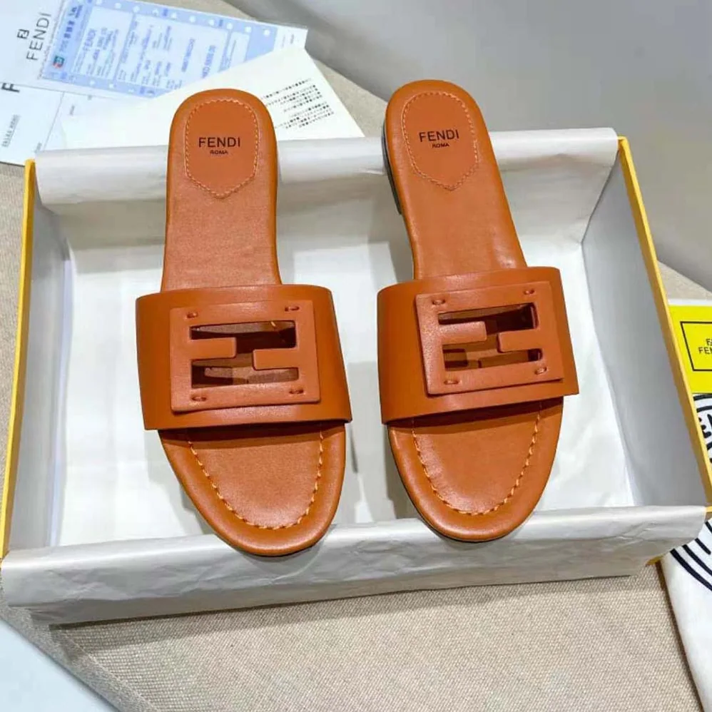 Fendi Signature Brown Leather Slides in 0.4 inches Heel Height for Women