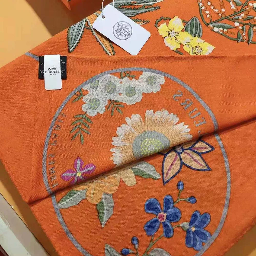Hermes Planifleurs Scarf 90 for Women in Orange
