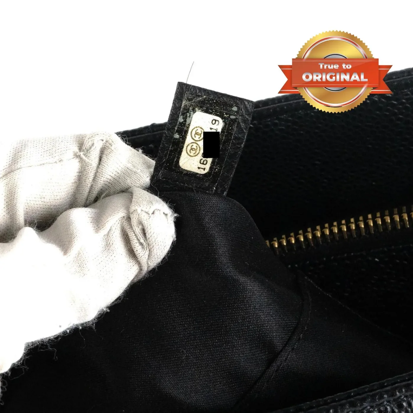 Chanel Classic Tote Bag Gold Toned Hardware Black /