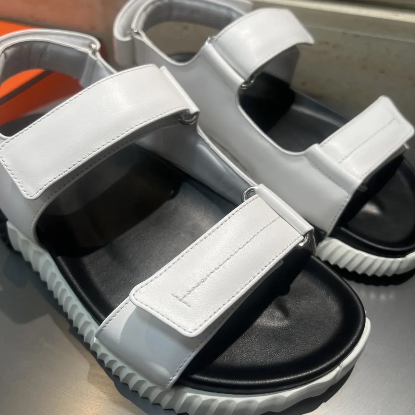 Hermes Junior Sandals Blanc Hermes Junior Sandals Blanc