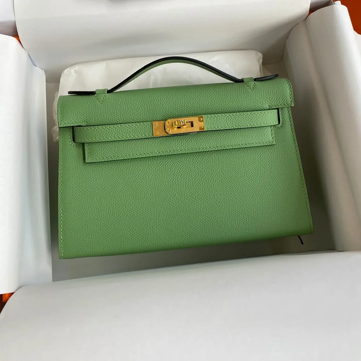 Hermes Kelly Pochette Top Handle Bag in Green Epsom Gold Hardware
