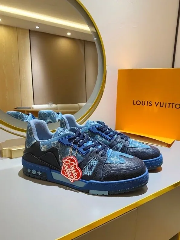 Louis Vuitton Trainer Sneaker Monogram Denim Blue Nigo/Virgil Abloh LV 1A9IQ9 Louis Vuitton Trainer Sneaker Monogram Denim Blue Nigo/Virgil Abloh LV 1A9IQ9
