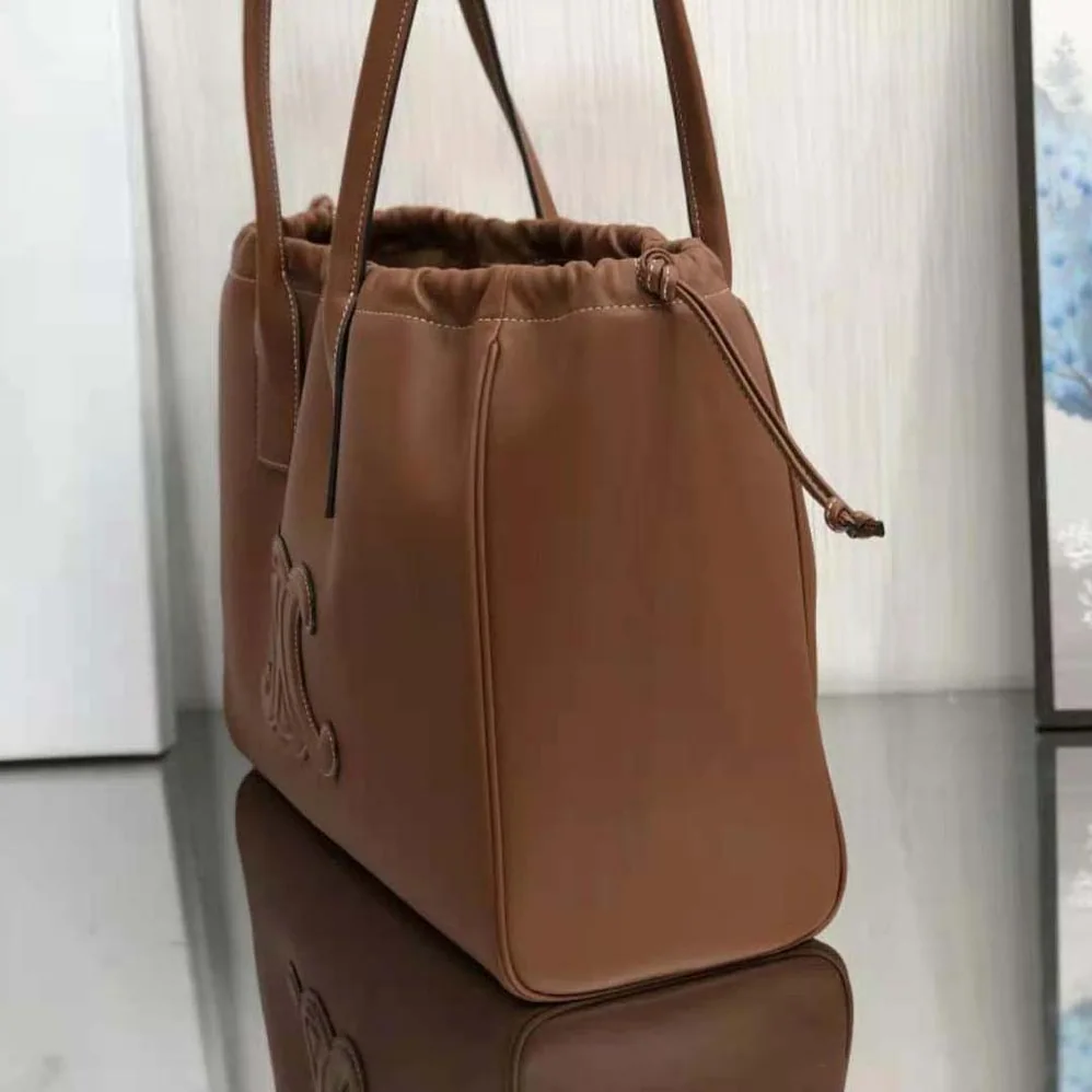 Celine Cabas Drawstring Cuir Triomphe in Smooth Calfskin for Women in Brown