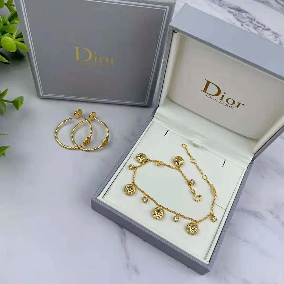Dior Rose Des Vents bracelet Yellow Gold, Diamonds and Mother-of for Women in pearl Dior Rose Des Vents bracelet Yellow Gold, Diamonds and Mother-of for Women in pearl