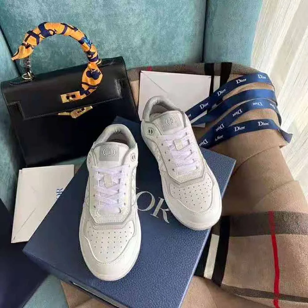 Dior B27 Low-Top Sneaker Smooth Calfskin with Dior Oblique Jacquard for Men in White