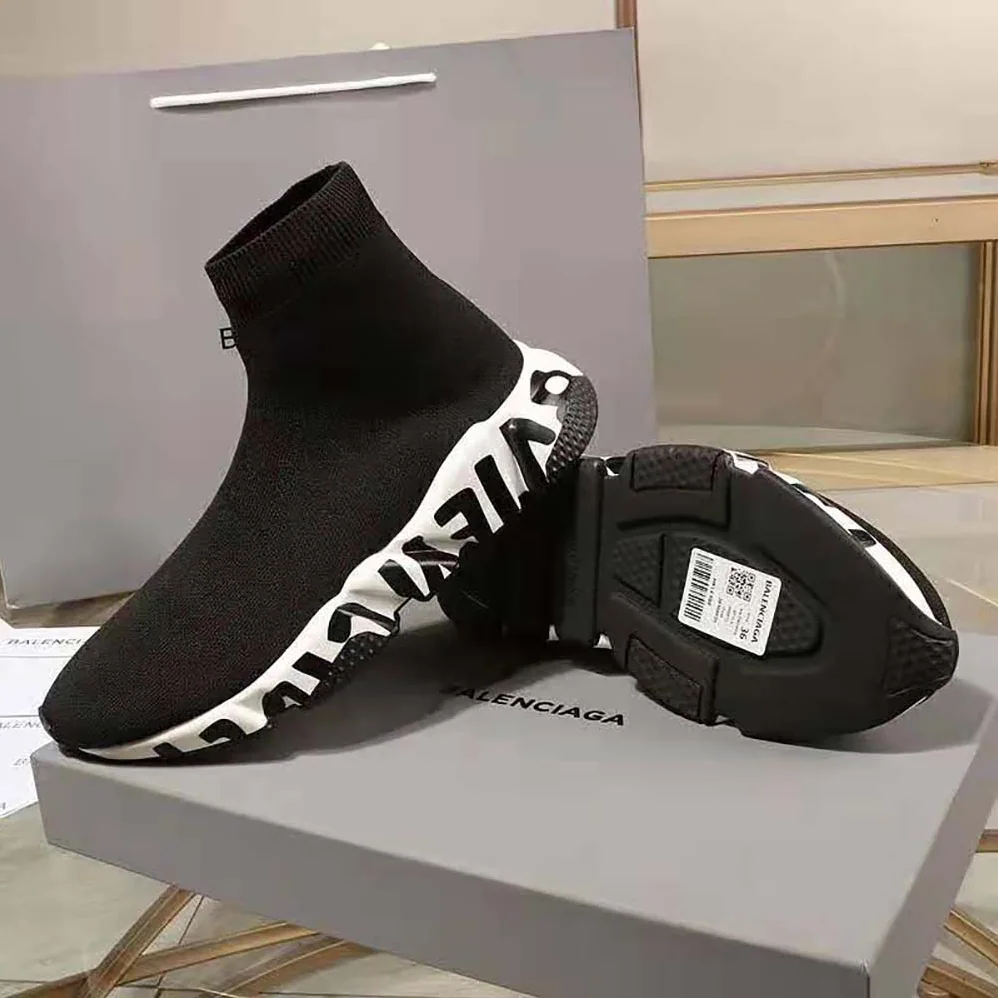 Balenciaga Speed Sneaker in Black for Unisex in White Graffiti Sole Unit Balenciaga Speed Sneaker in Black for Unisex in White Graffiti Sole Unit