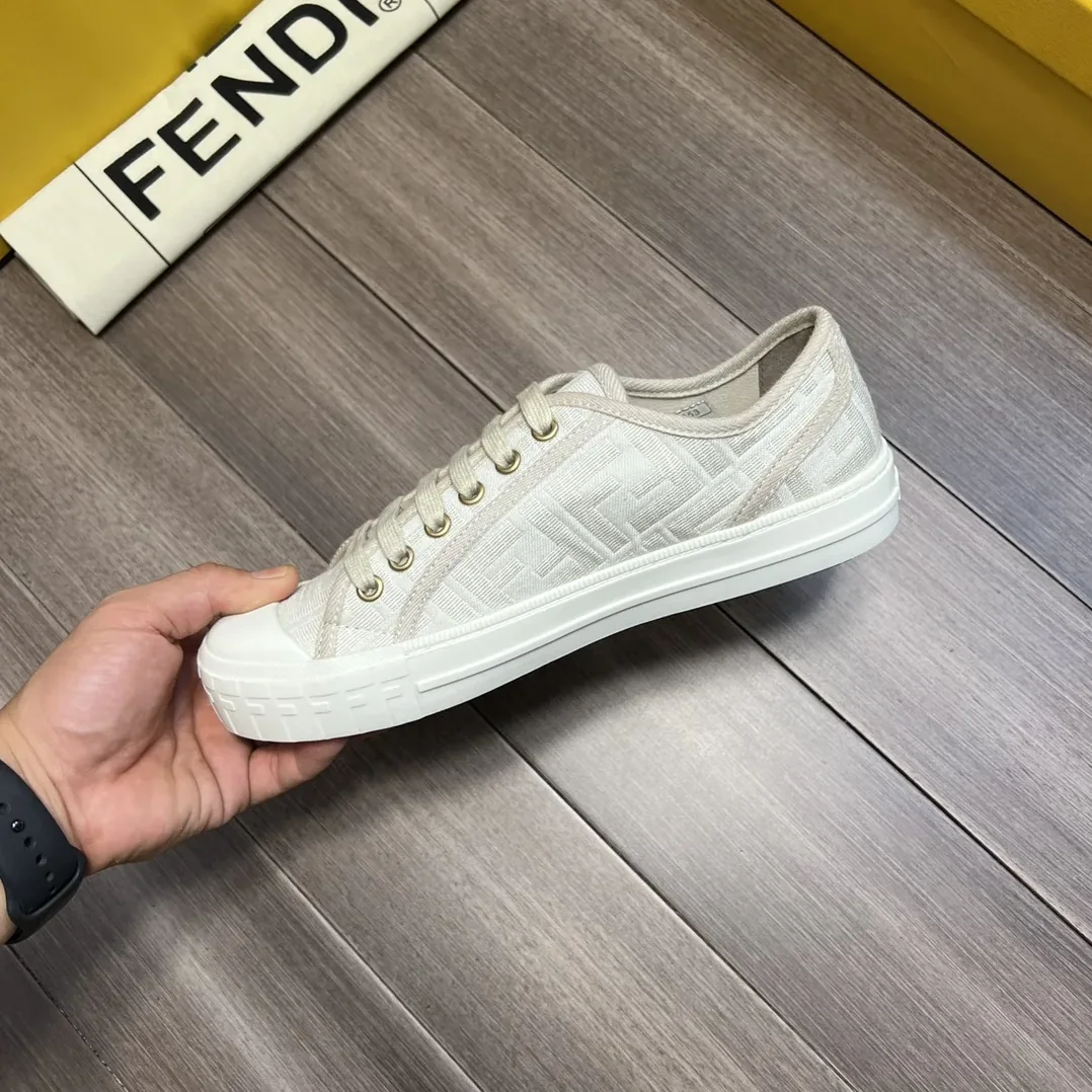 Fendi FD Domino Fabric Low-Tops Sneakers White 7E1553AK1PF1GQF Fendi FD Domino Fabric Low-Tops Sneakers White 7E1553AK1PF1GQF