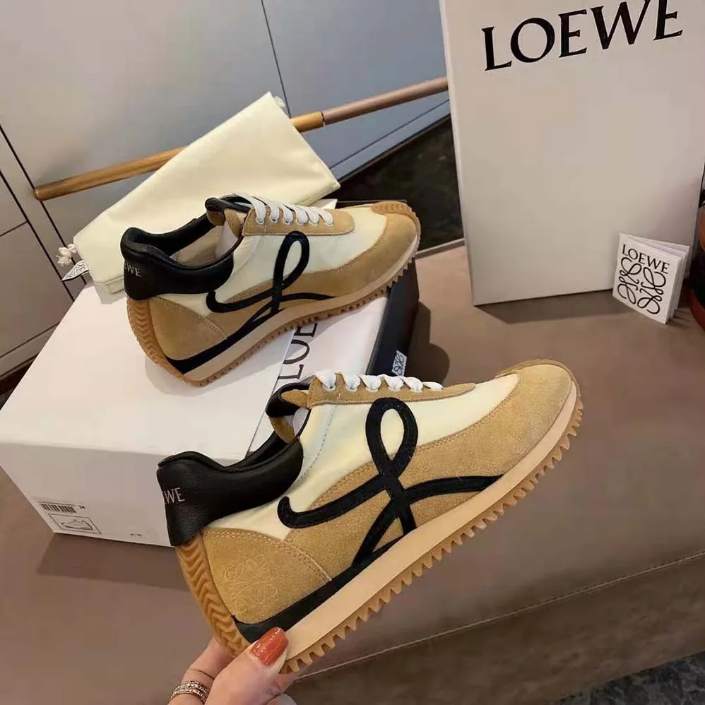 Loewe Flow Runner in Suede for Women in Brown