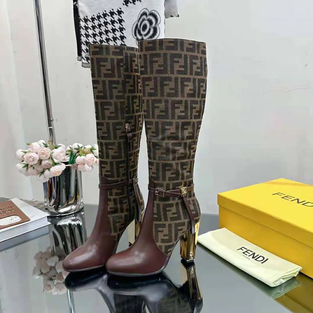 Fendi Delfina Brown Leather High for Women in heeled Boots