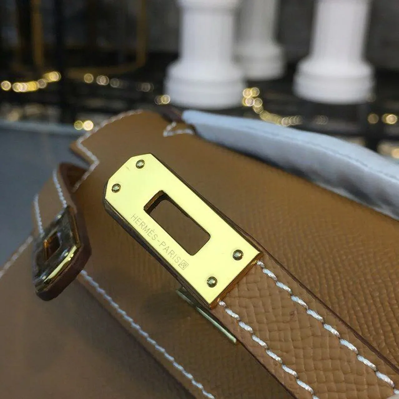 Hermes Mini Kelly KP Pochette Gold Gold Toned Hardware / Hermes Mini Kelly KP Pochette Gold Gold Toned Hardware /