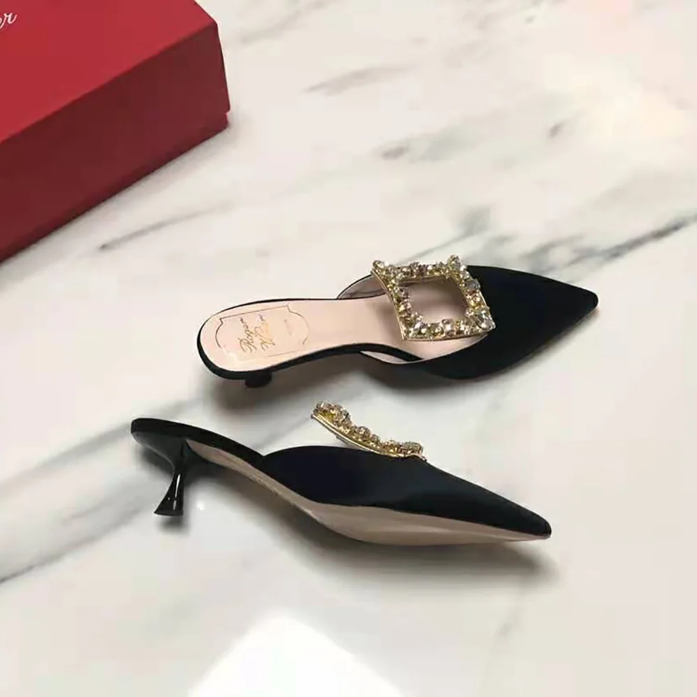 Roger Vivier Broche Vivier Buckle Mules in Satin 4.5 cm Heel for Women in Black