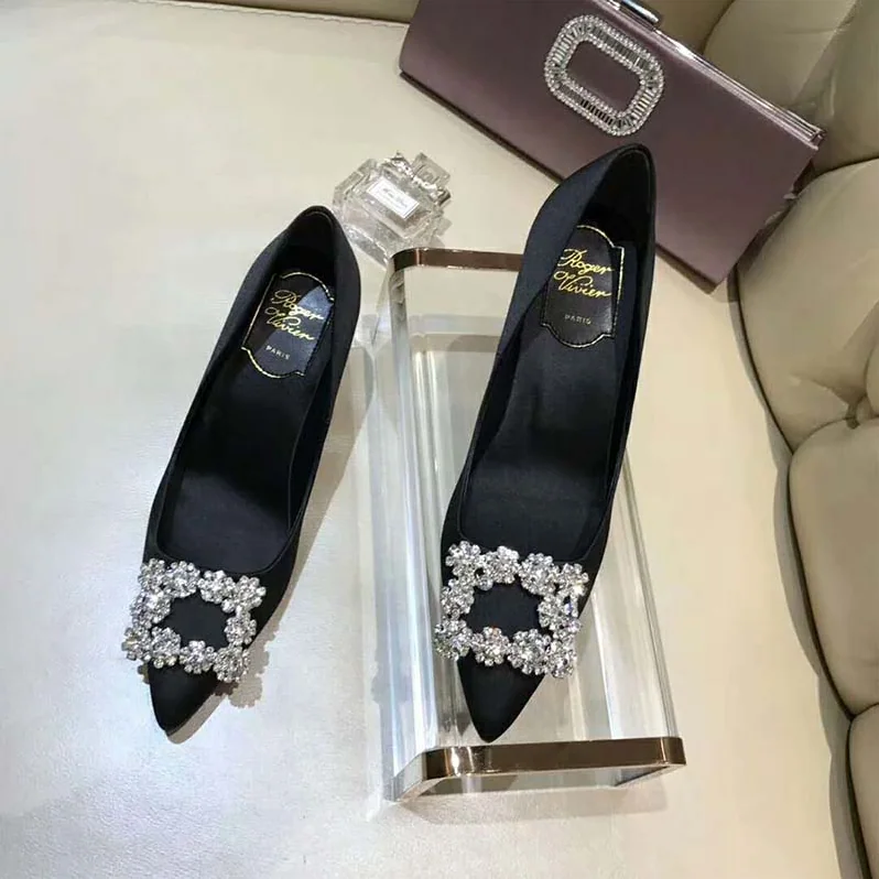 Roger Vivier Silk Flower Strass Pumps 65mm Heel for Women in Black Roger Vivier Silk Flower Strass Pumps 65mm Heel for Women in Black