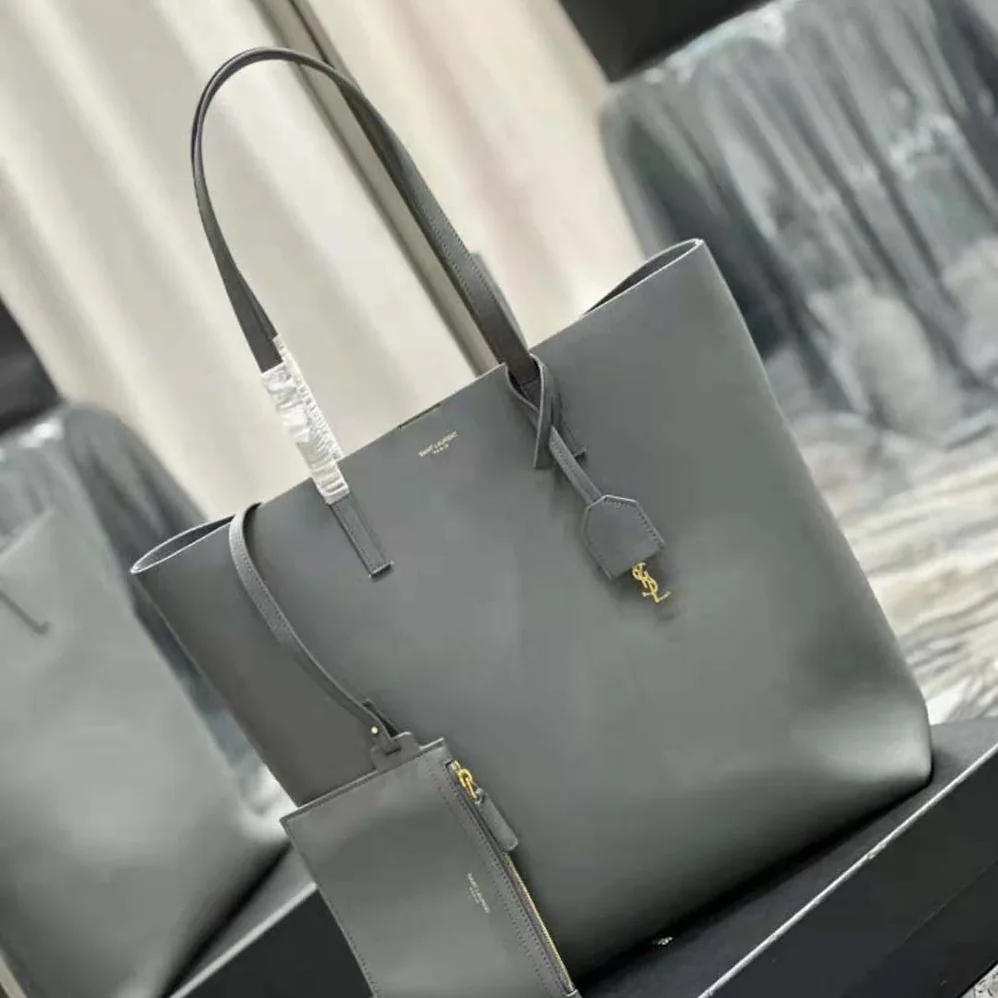 Saint Laurent YSL Shopping Saint Laurent N/S in Supple Leather for Women in Gray
