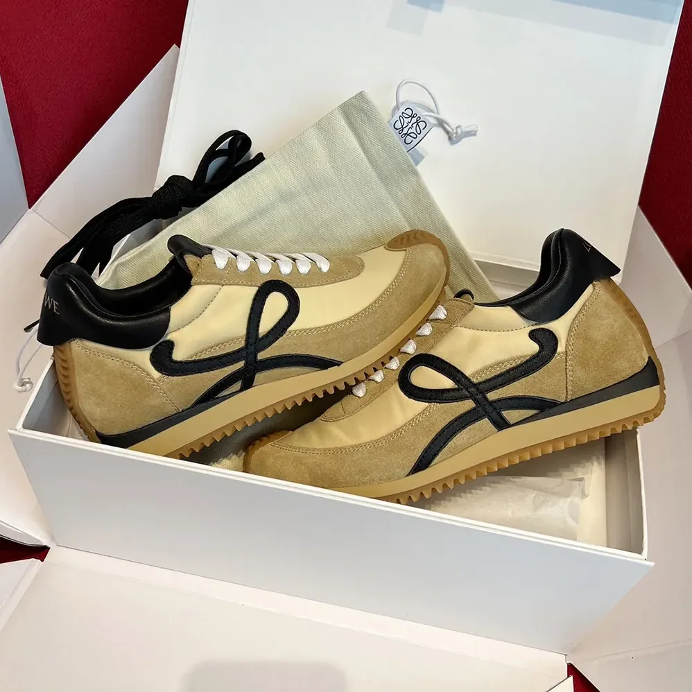 Loewe Flow Runner in Nylon and Suede for Unisex in Gold/Black Loewe Flow Runner in Nylon and Suede for Unisex in Gold/Black