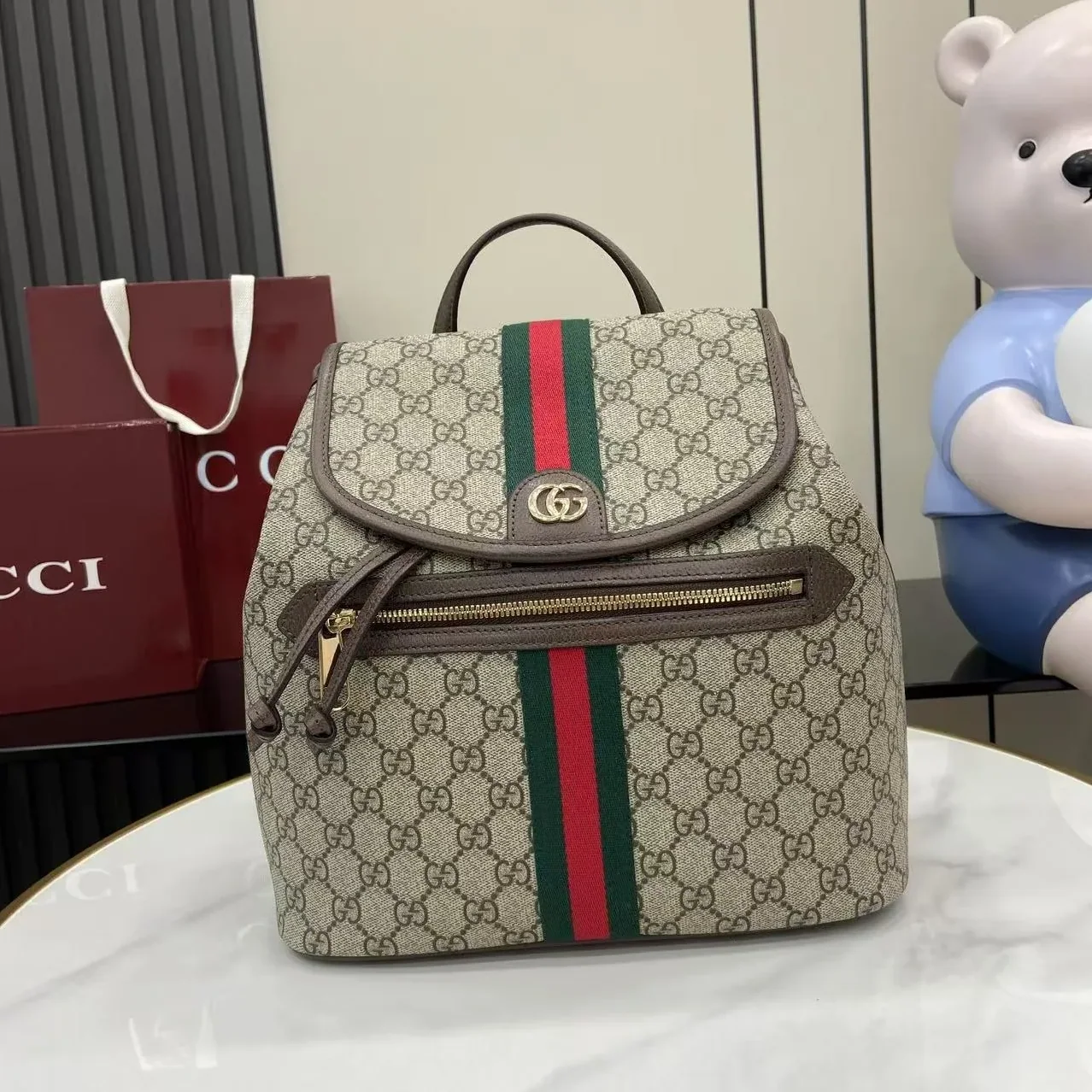 Gucci Ophidia Medium Backpack / Beige/ Dark Brown Monogram Gold Hardware Gucci Ophidia Medium Backpack / Beige/ Dark Brown Monogram Gold Hardware