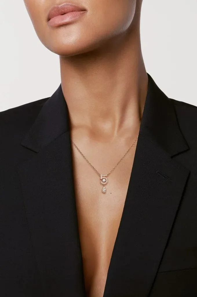 Chanel Eternal N°5 Necklace Beige Gold Chanel Eternal N°5 Necklace Beige Gold