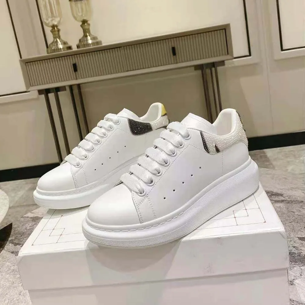 Alexander Mcqueen Oversized Sneaker in White for Women in Yellow/Black Alexander Mcqueen Oversized Sneaker in White for Women in Yellow/Black