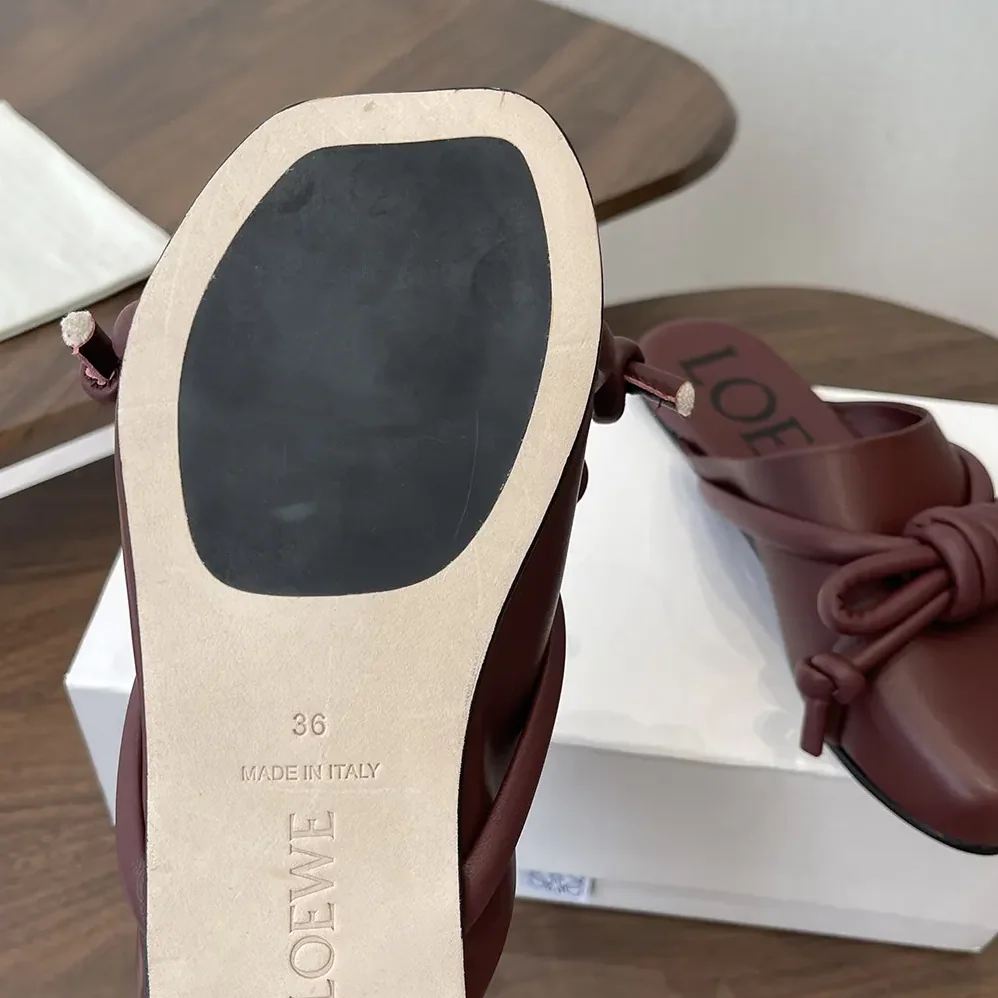 Loewe Flamenco Knot Mule in Lambskin for Women in Dark Chestnut Loewe Flamenco Knot Mule in Lambskin for Women in Dark Chestnut