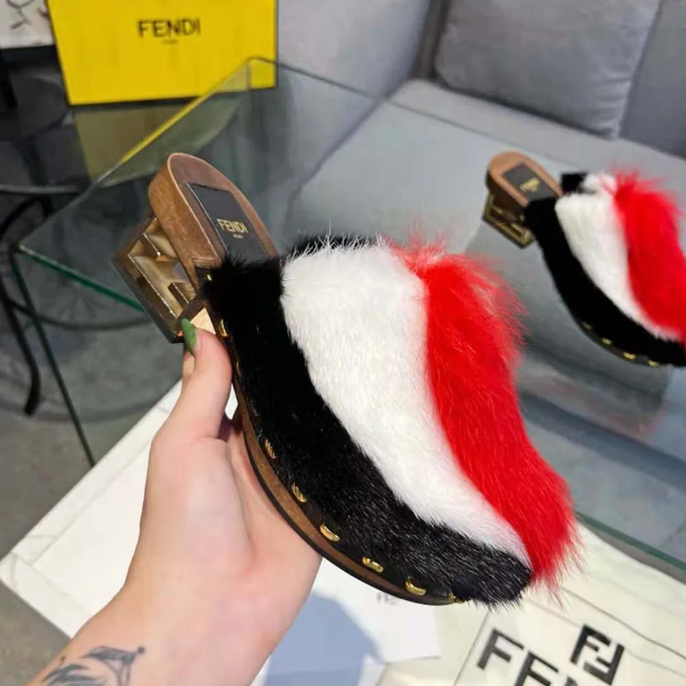 Fendi Baguette Show Red Fox Fur Medium for Women in Heel Clogs Fendi Baguette Show Red Fox Fur Medium for Women in Heel Clogs