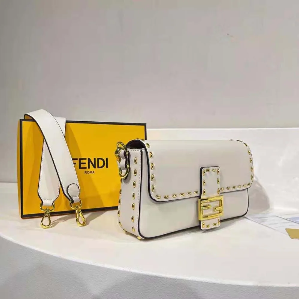 Fendi Conic Medium Baguette White Leather Bag for Women Fendi Conic Medium Baguette White Leather Bag for Women