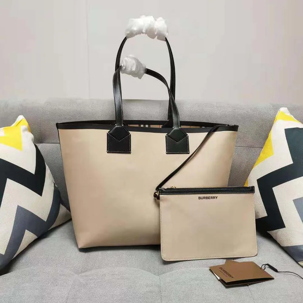 Burberry Label Print Cotton Medium London Tote Bag for Women