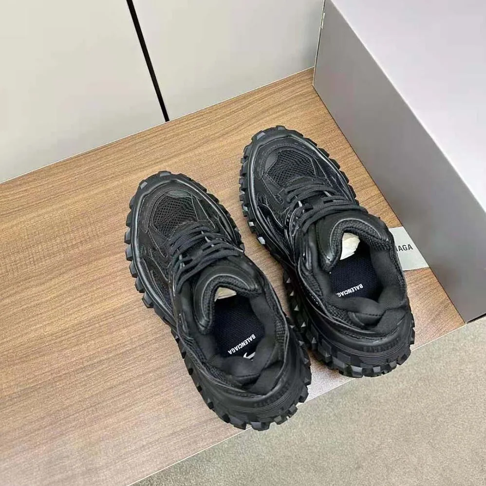 Balenciaga Bouncer Sneaker in Black Mesh and Nylon for Unisex