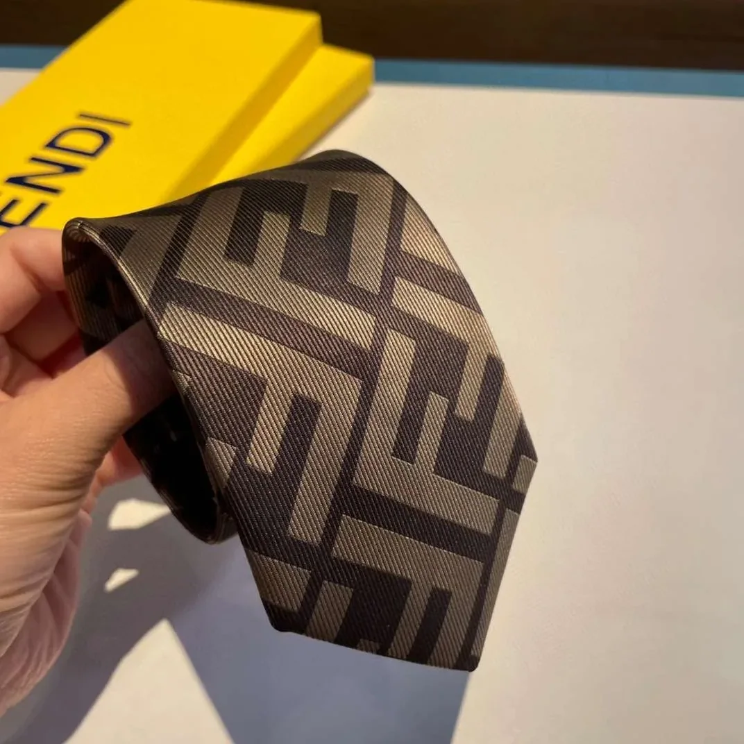 Fendi Tie Silk Necktie Brown FXC023A003F13D6