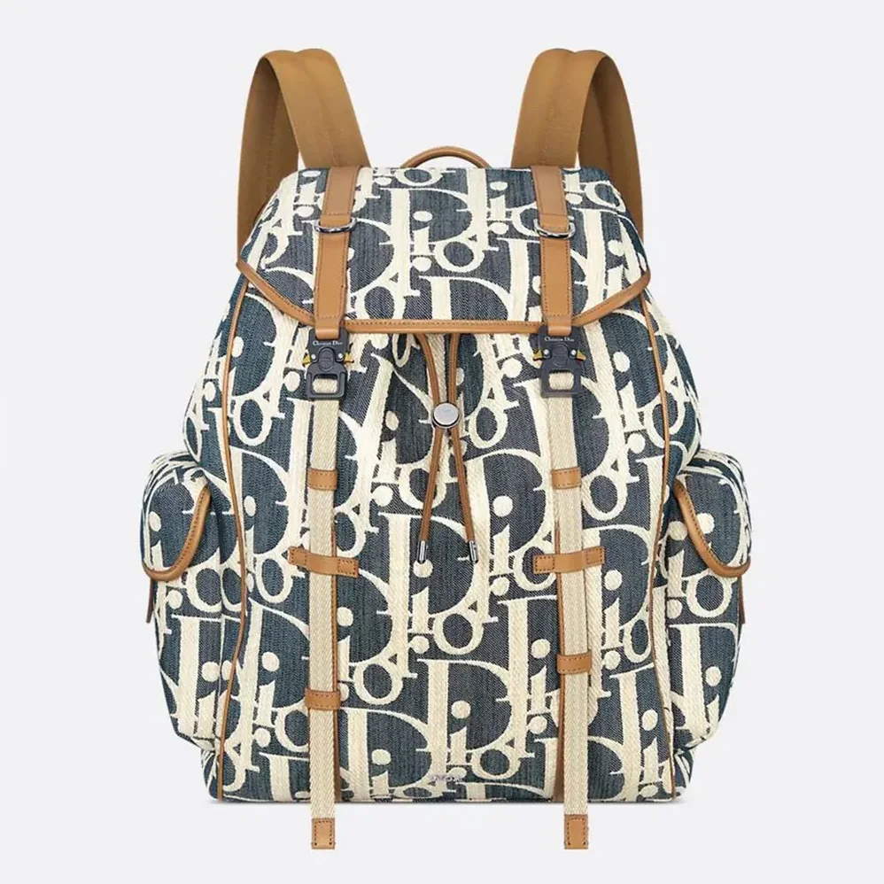 Dior Hit the Road Backpack with Flap Blue and Beige Raffia for Men in Effect Dior Oblique Denim Dior Hit the Road Backpack with Flap Blue and Beige Raffia for Men in Effect Dior Oblique Denim