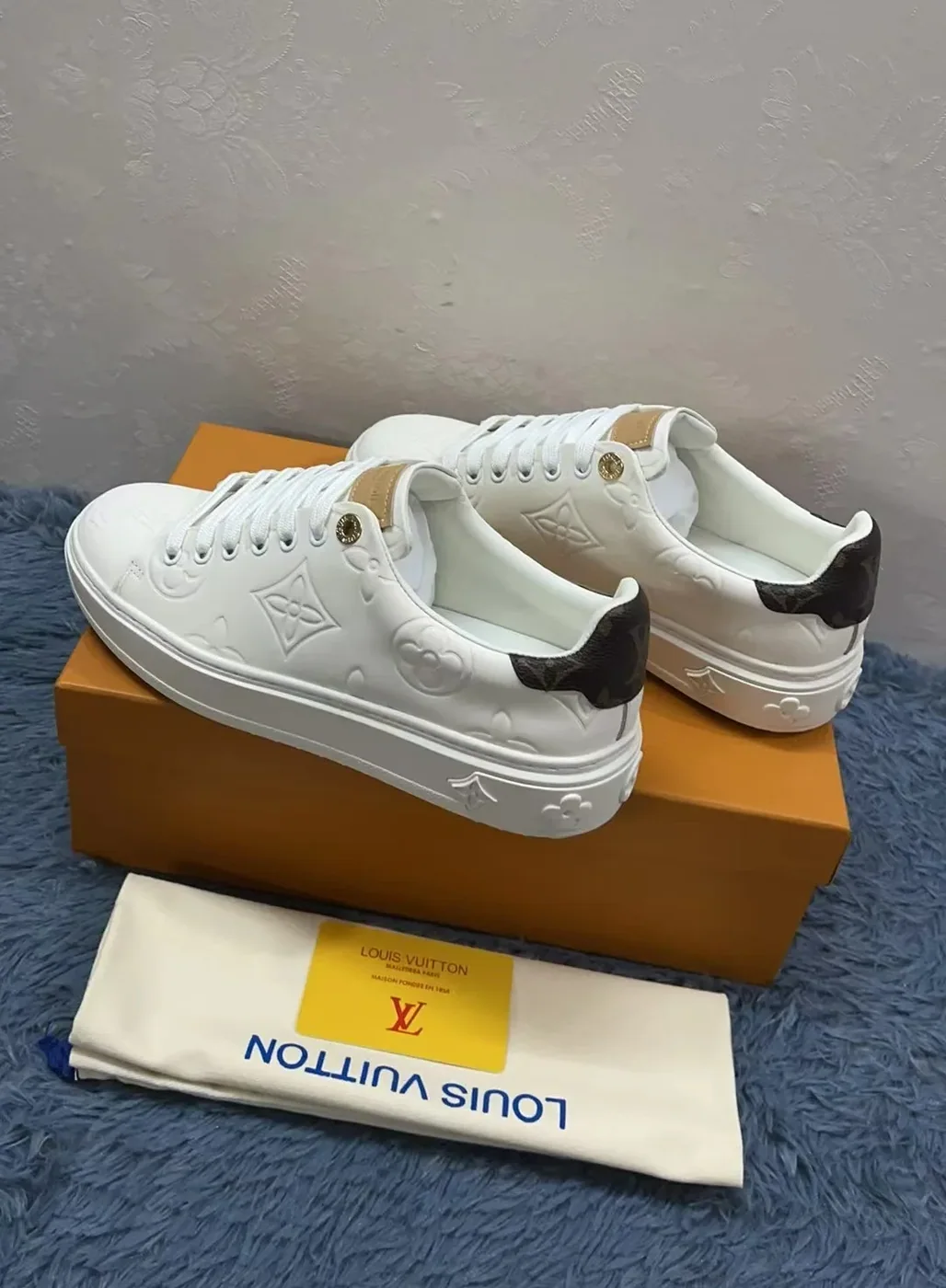 Louis Vuitton Time Out Sneaker White in Brown