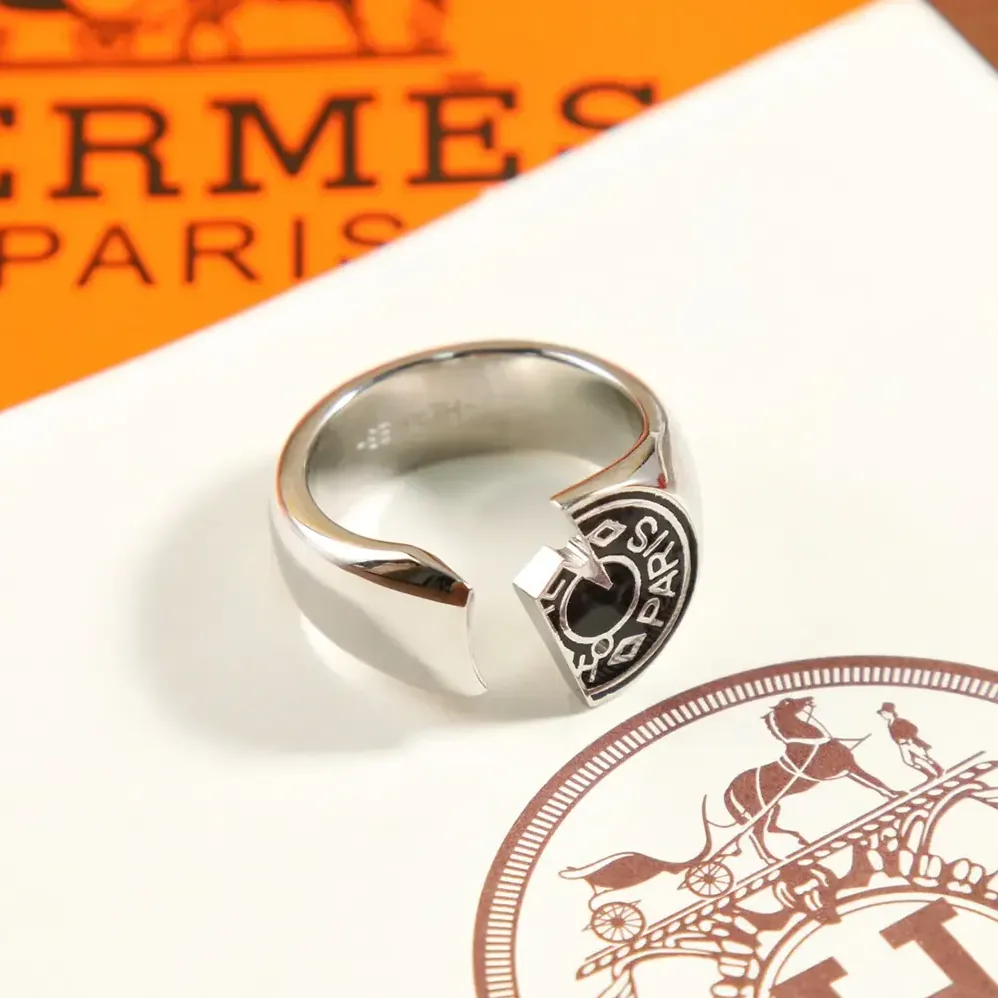 Hermes Carrousel Ring for Unisex