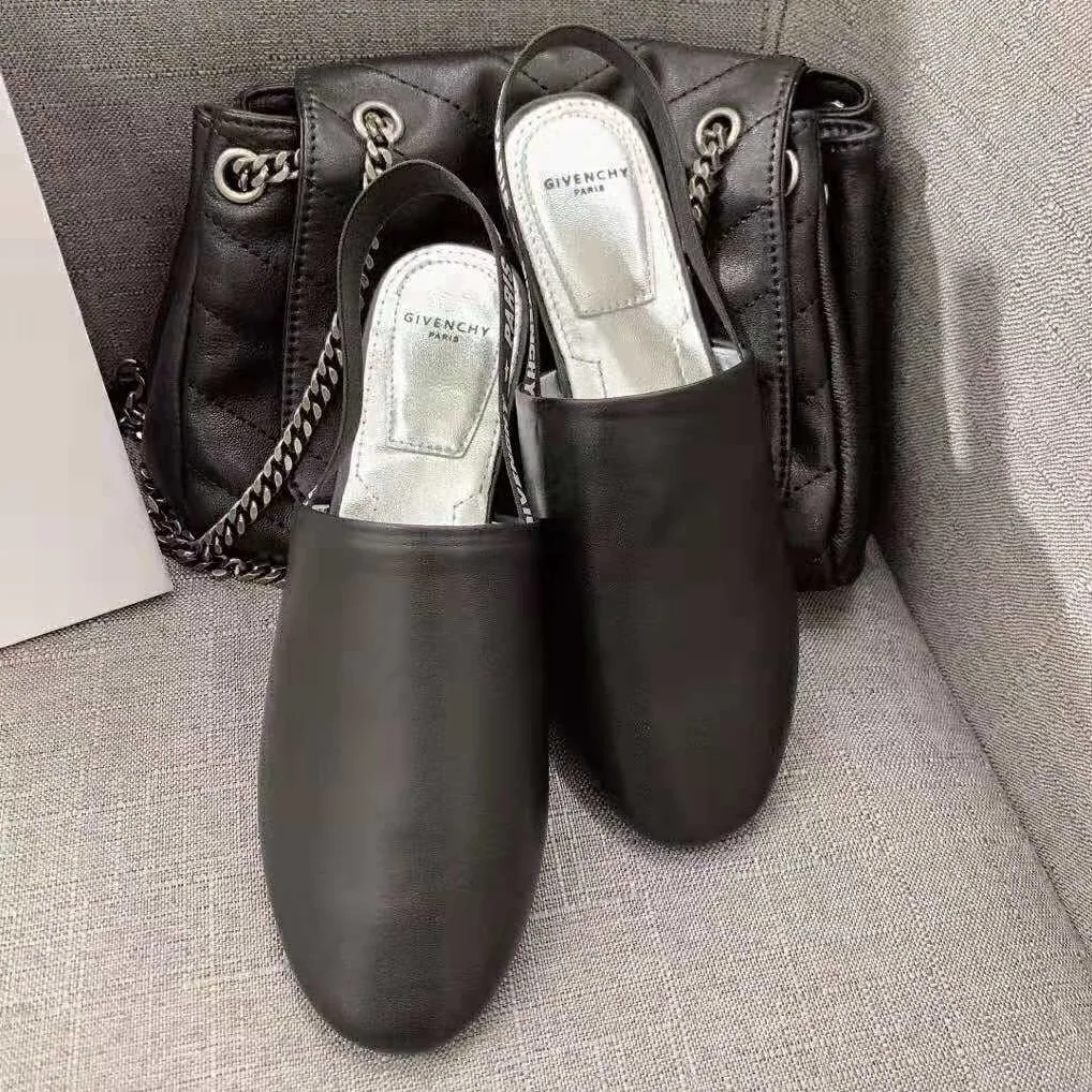Givenchy Givenchy Sling Back Flat Mules for Women in Black Givenchy Givenchy Sling Back Flat Mules for Women in Black