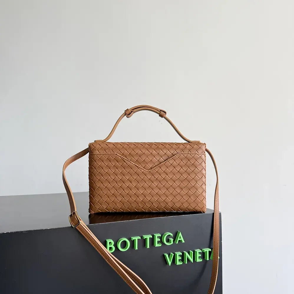 Bottega Veneta Knot Lock for Women in Brown