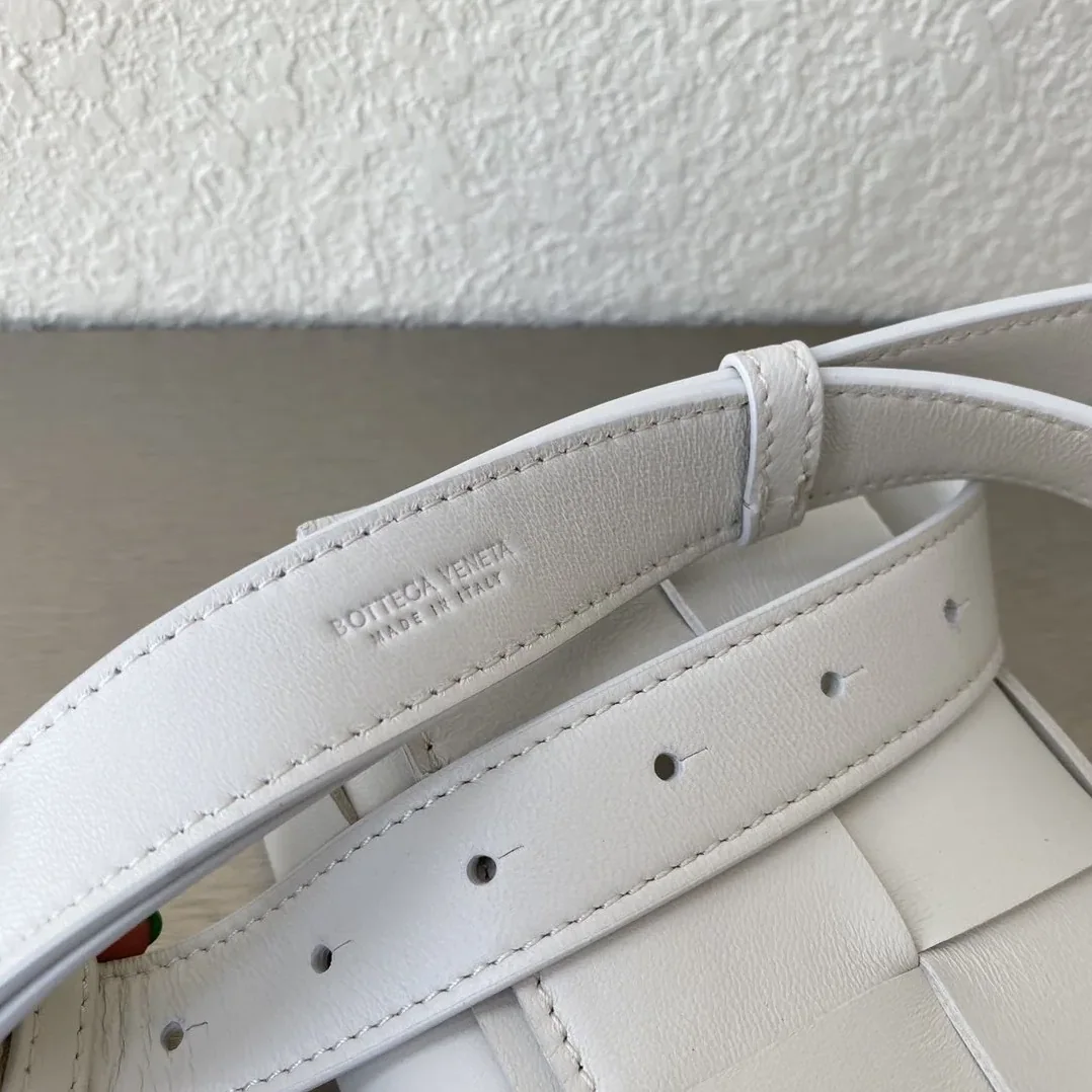 Bottega Veneta Belt Cassette White