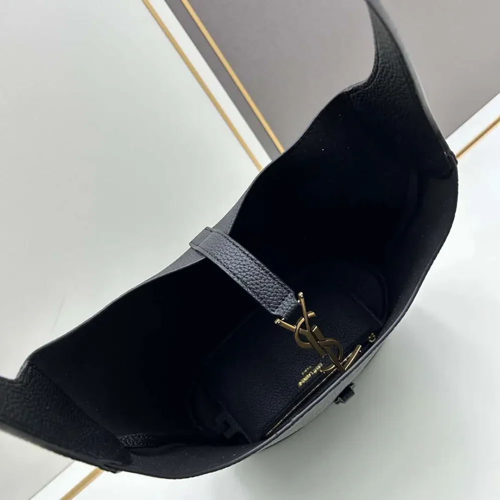Saint Laurent YSL Le 5 à 7 Hobo in Grained Leather for Women in Black