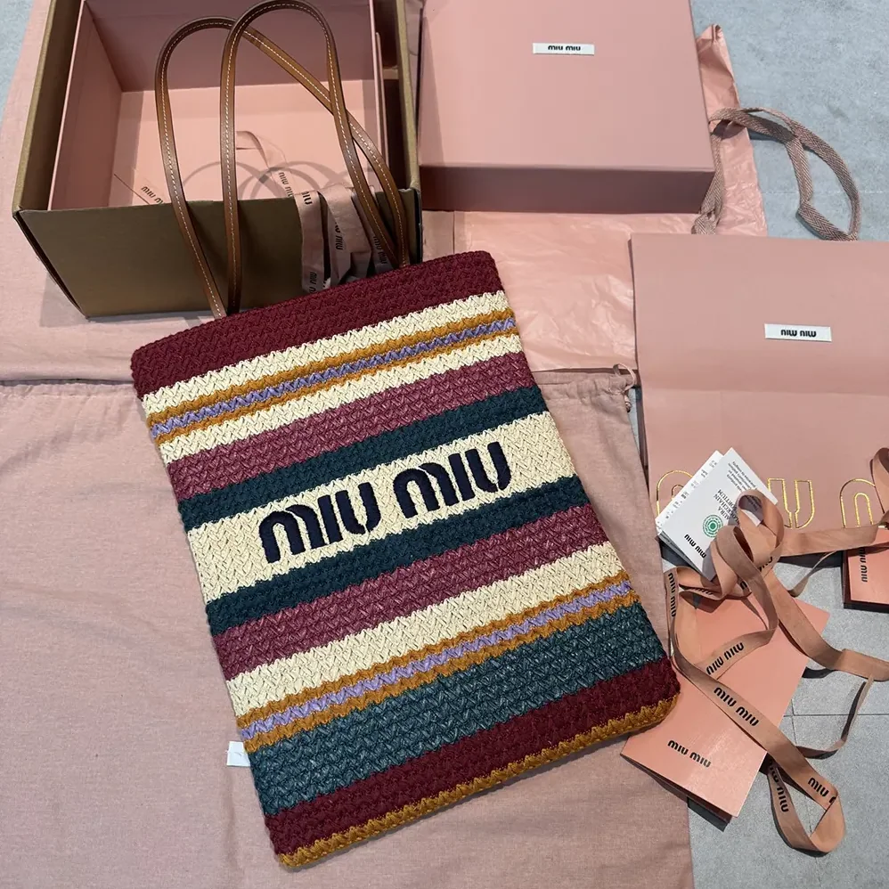 Miu Miu Raffia for Women in Effect Woven Tote Bag