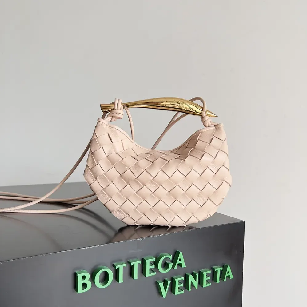 Bottega Veneta Baby Sardine for Women in Pink Bottega Veneta Baby Sardine for Women in Pink